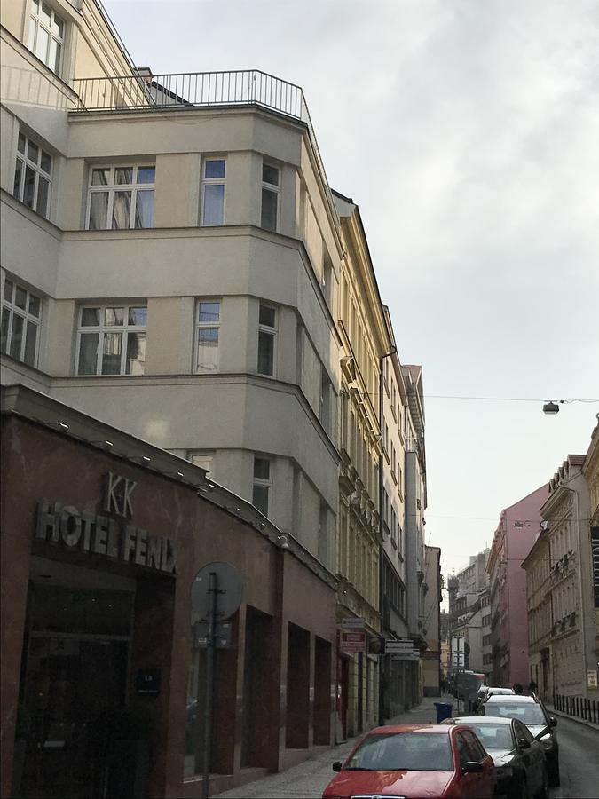 Vertigo Apartment Прага Екстериор снимка